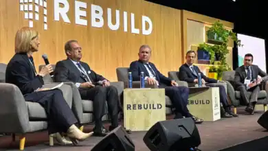 La alcaldesa de Jerez, María José García-Pelayo, durante su intervención en la Mesa de Trabajo de la Feria Rebuild sobre el sector de obra nueva.