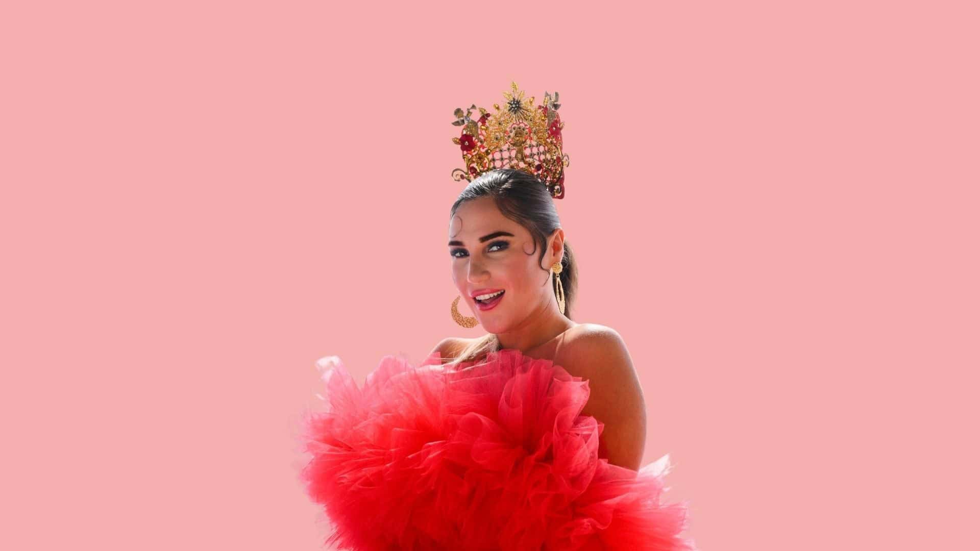 Laura Gallego en Cádiz presenta su espectáculo La última folclórica