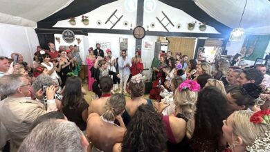 Feria del Caballo 2026 en Jerez, con 170 casetas y ambiente festivo en el Ayuntamiento.