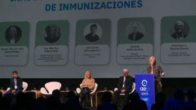 Debate en Jerez sobre salud infantil y vacunaciones en las XVII Jornadas de la AEP. Expertos discute.