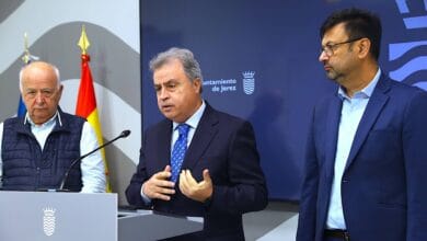 Antonio Real, Mariano Palacín y Pedro Palacios durante el balance de los 100 días de Jerez Capital Española de la Gastronomía.