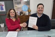 José Luis García en la firma del convenio entre el Ayuntamiento de Sevilla y Proyecto Hombre para el tratamiento de adicciones.