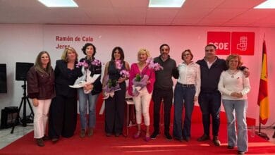 Acto sobre el cáncer de mama en Jerez con el PSOE y la asociación AMAMA.