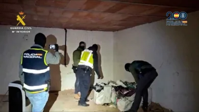 Agentes de la Policía Nacional y Guardia Civil intervienen media tonelada de hachís en una nave de Jerez.