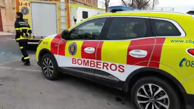 Vehículo de bomberos en la zona de un incendio en Andalucía.