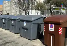 Contenedores de residuos en Jerez con el nuevo contenedor marrón para restos orgánicos.