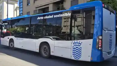 Nuevo autobús urbano de Jerez para el servicio especial de la Feria del Caballo 2026.