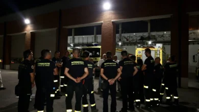 Dieciséis bomberos de Cádiz parten hacia Ávila para colaborar en la extinción del mayor incendio de España.