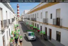 Cámaras de videovigilancia detectan personas en Chipiona.
