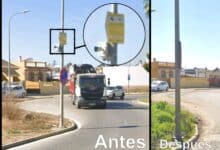 Cámaras de videovigilancia en Chipiona, Andalucía, en una calle.