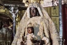 Imagen de la Virgen de la Merced en procesión en Jerez.