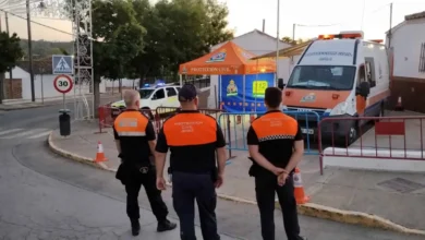 Personal de protección civil en Jerez preparado para emergencias de inundaciones.
