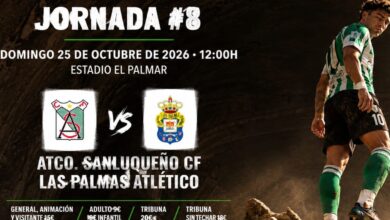 Cartel del Atlético Sanluqueño contra Las Palmas Atlético con un futbolista verdiblanco, los escudos de ambos equipos y los datos del partido.